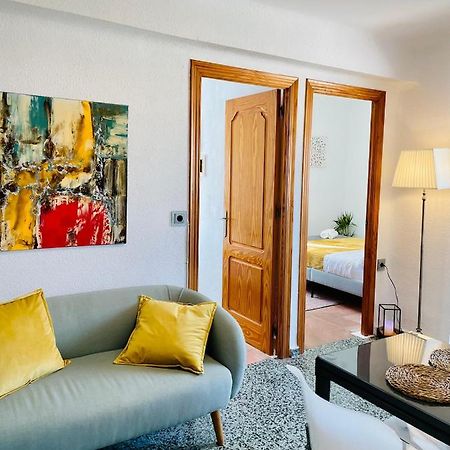 Apartment Plaza Colmenillas Малага Экстерьер фото