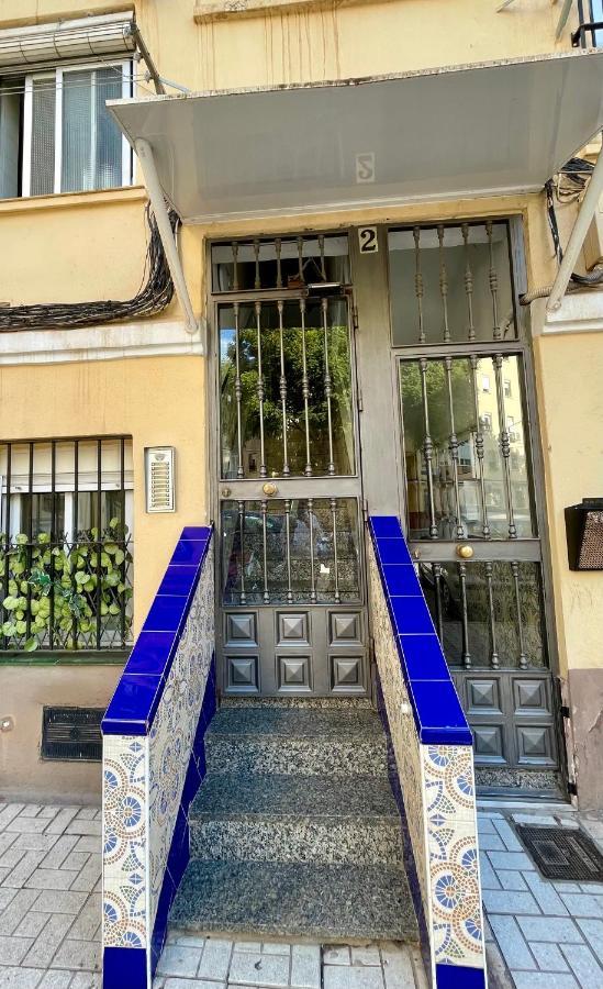 Apartment Plaza Colmenillas Малага Экстерьер фото