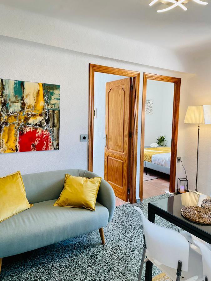 Apartment Plaza Colmenillas Малага Экстерьер фото